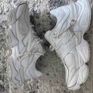 New Balance Unisex Triple White super RARE